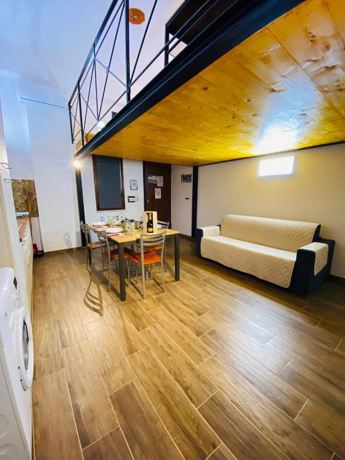 Casa Vacanze Al Civico 72 Пиццо Экстерьер фото