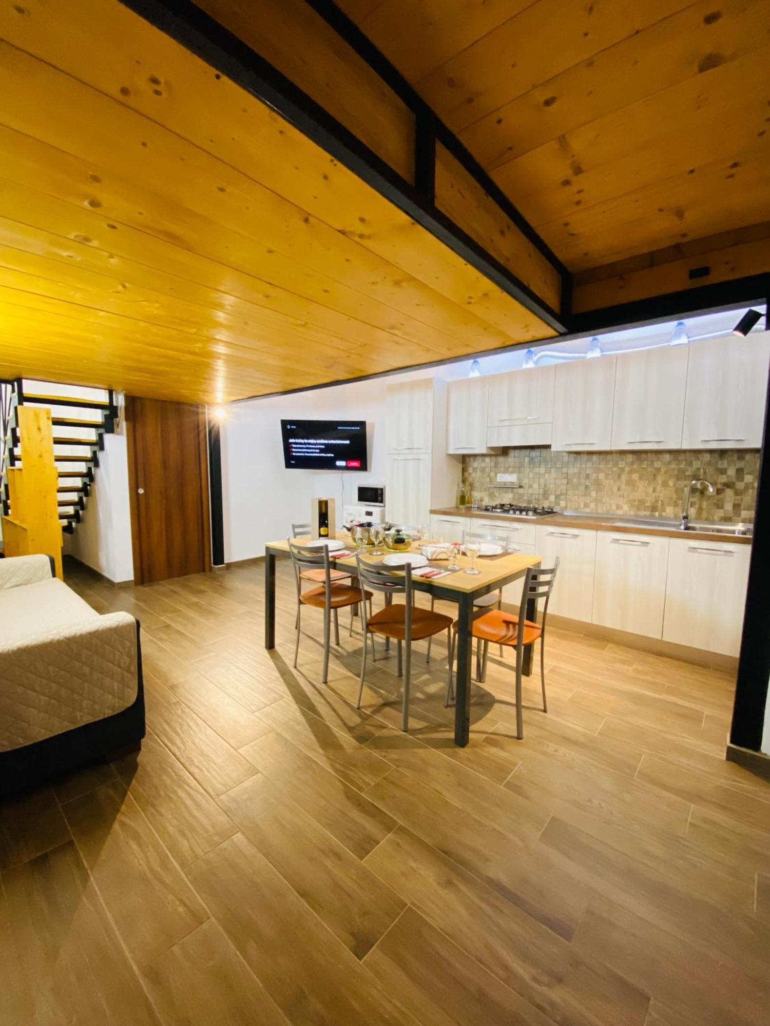 Casa Vacanze Al Civico 72 Пиццо Экстерьер фото